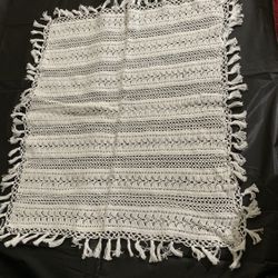 Vintage Handwoven Crochet Lace Table Mat Doily with Fringe Boho Farmhouse 22x20”