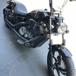 Custom 2013 Yamaha Stryker 1300 Motorcycle  Low Mileage 