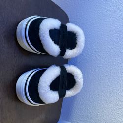 Vans Comfort Fur Slides