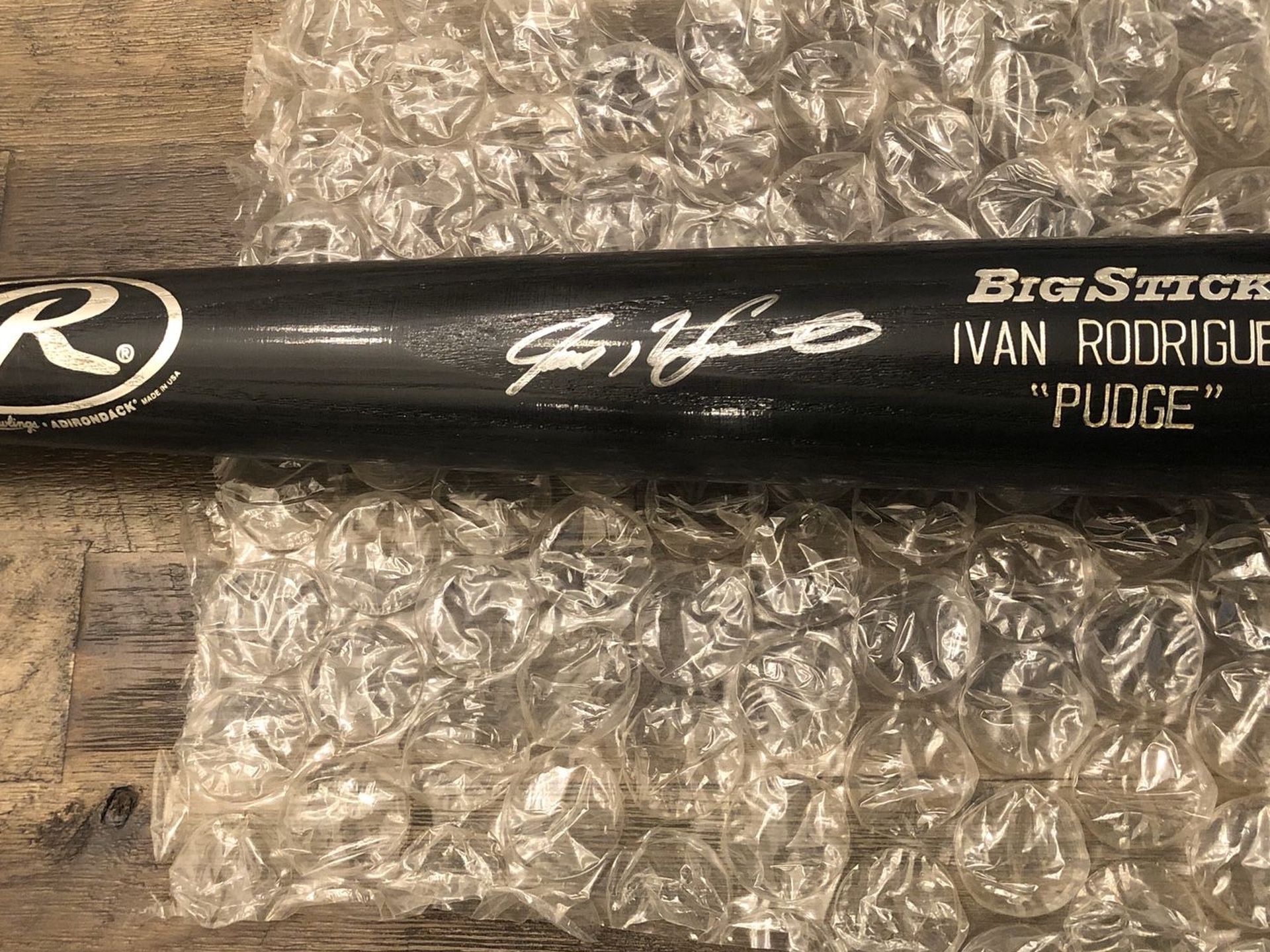 Ivan “Pudge” Rodriguez Signed Bat Rawlings Big Stick Engraved in Silver with IVAN RODRIGUEZ “PUDGE” with Hologram Sticker from Sports Integrity
