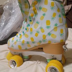Girls Skates Used