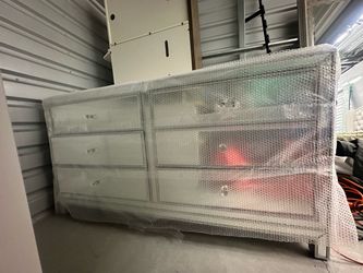 Glass dresser