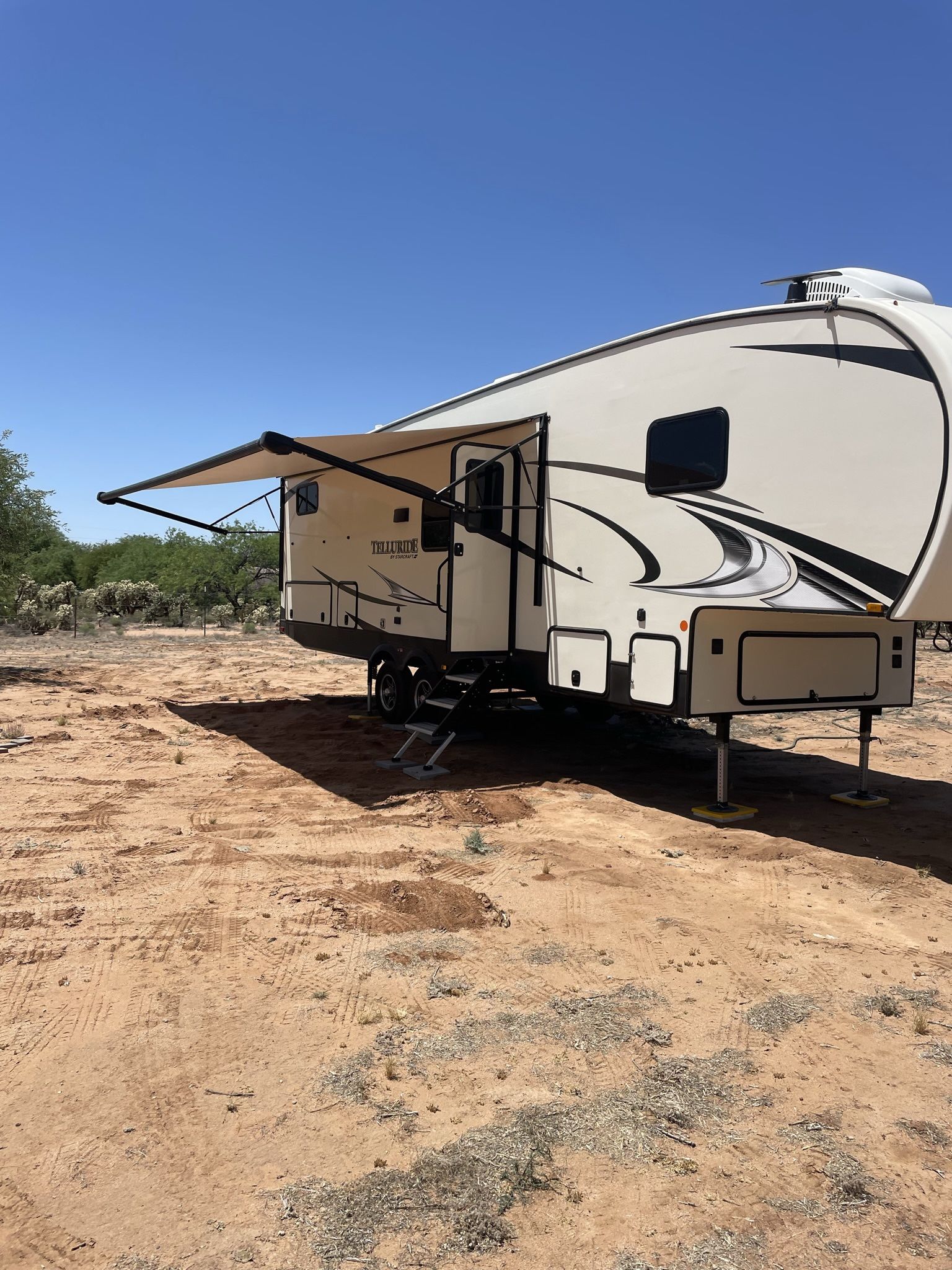 2021 Starcraft 5th wheel