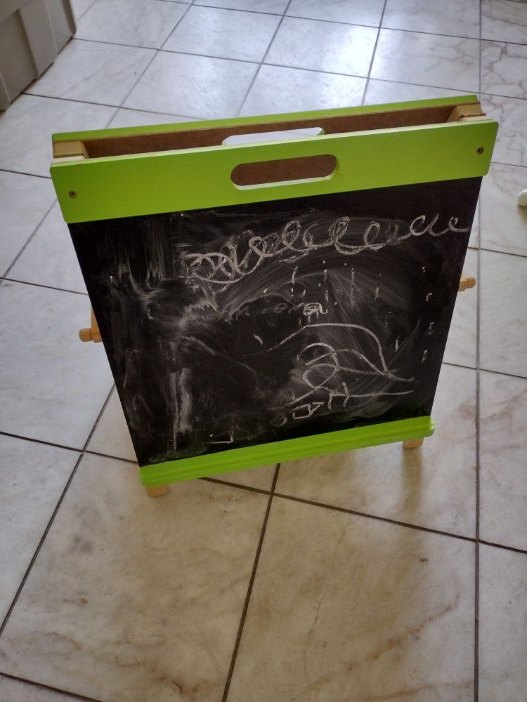Art Advantage Chalk & dry Erase Kids Board Easel 