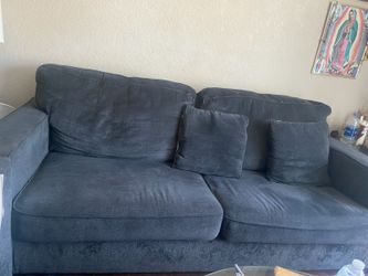  Couch 