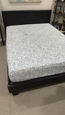 Queen Platform bed
