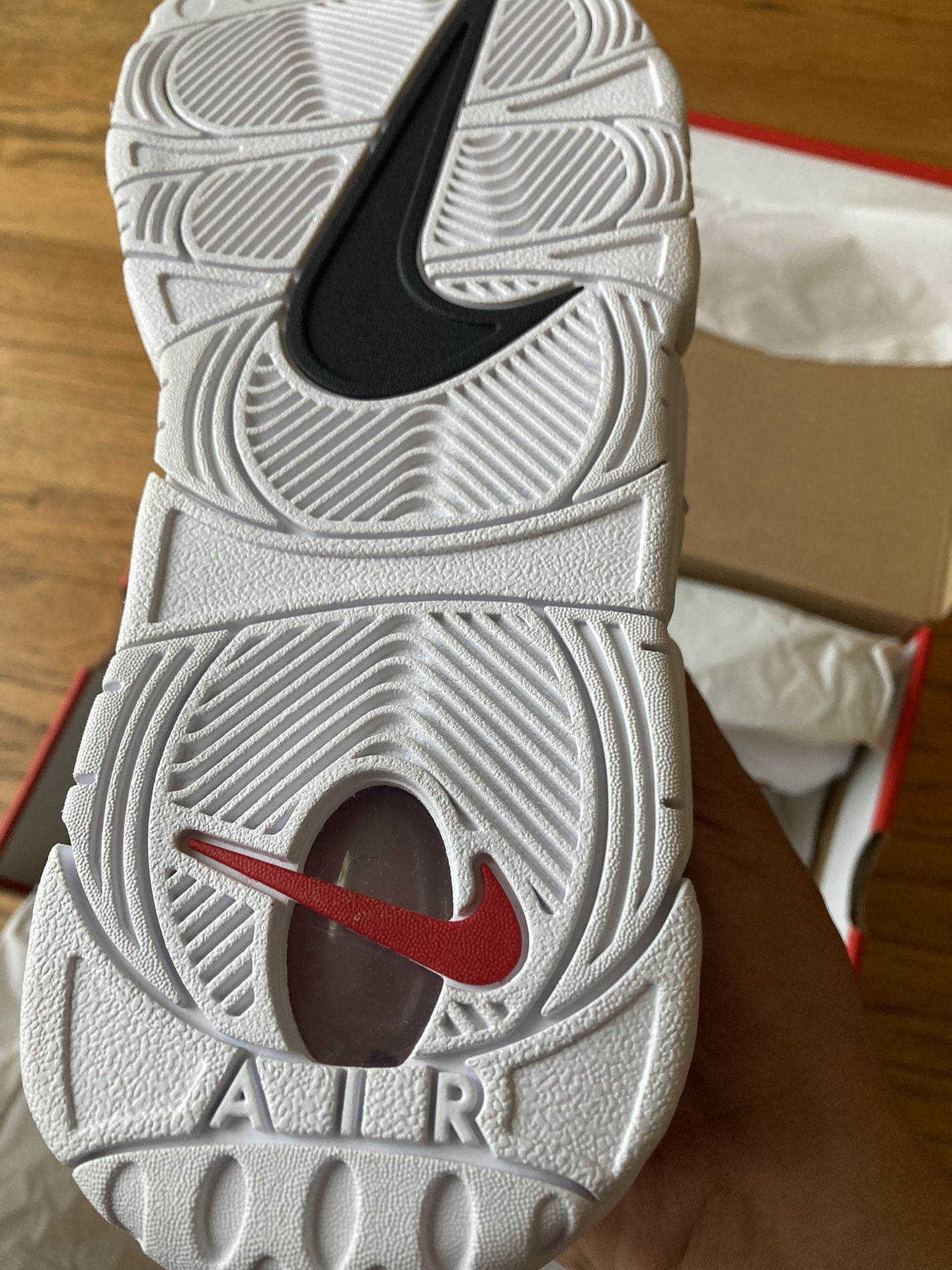Nike Air More Uptempo Love Peace Basketball