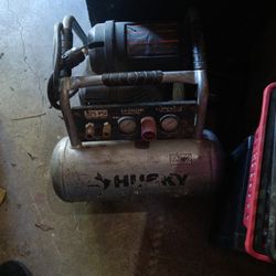 Husky Air Compressor 4 Gallon 225psi