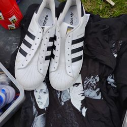 Men's Classic Shell Toe Adidas Black & White Size 11.5