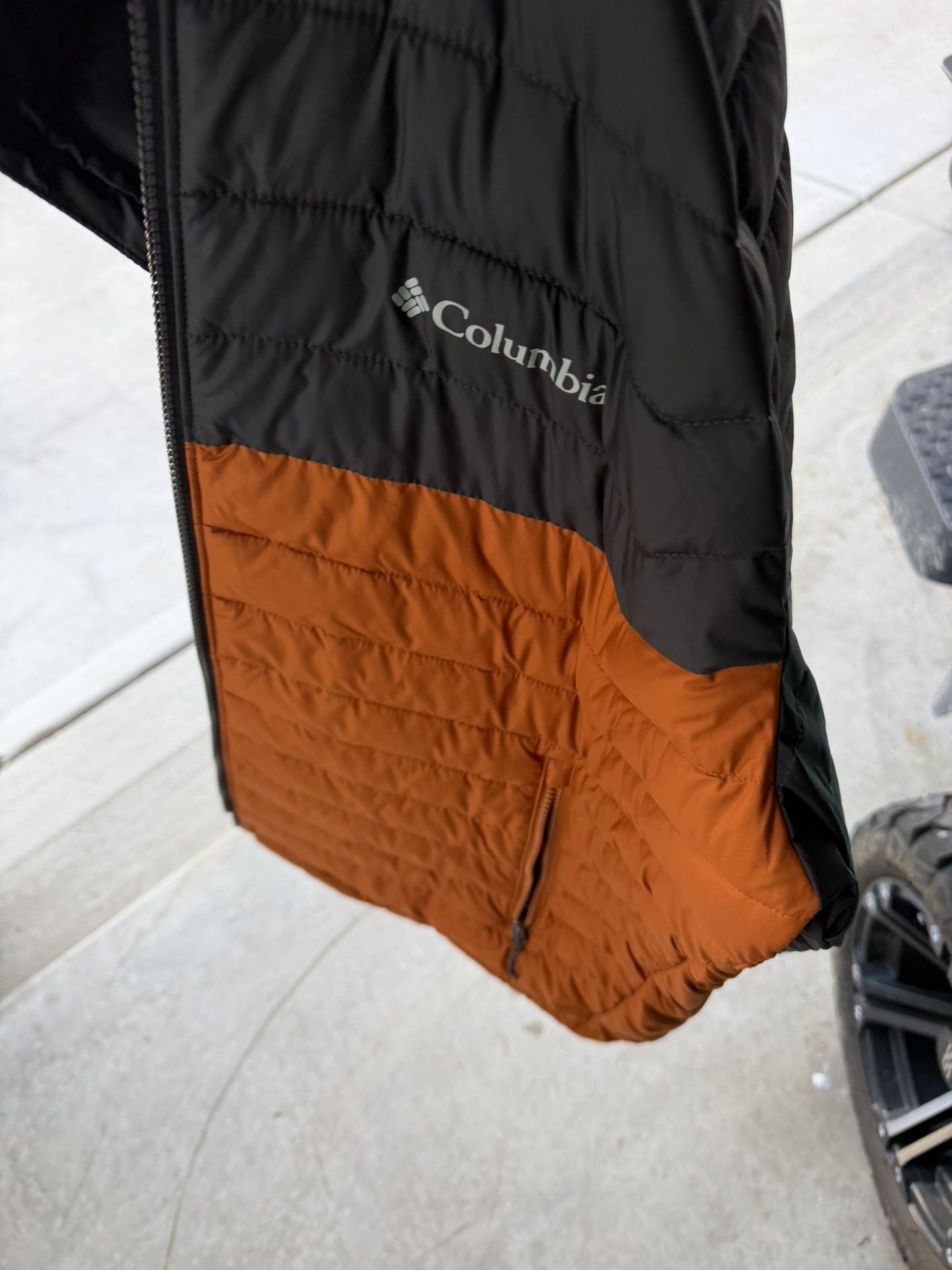 Columbia Large Jacket (MEN)