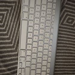 Apple Wireless Keyboard