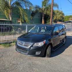 2011 Volkswagen Routan