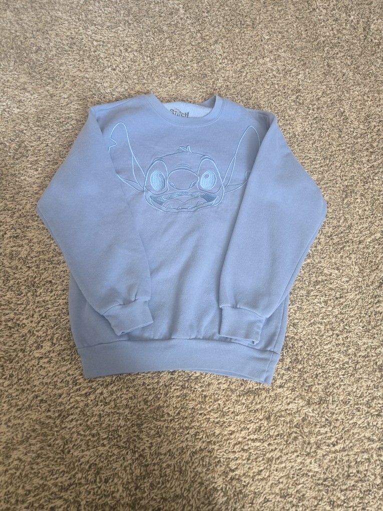 Disney Stitch Embroidered Sweatshirt (XS) – Light Blue Pullover
