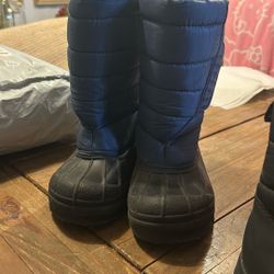 snow boots kids size 1