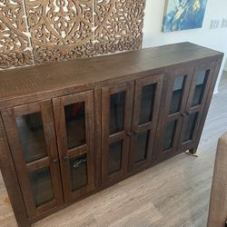 JEROMES FURNITURE STORE TV STAND