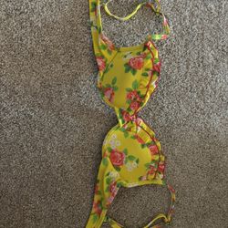 Swim top SIZE SM