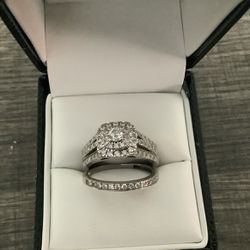 Wedding band and engagement ring combo