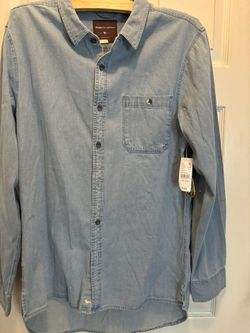 Modern Amusement Jean Shirt Size Large