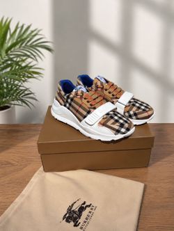 Burberry Sneakers