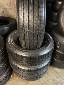 SET FIRESTONE 265/65/17 SEMI NEW 95%TREAD LIFE $280 PRICE INCLUDES PROFESSIONAL INSTALLATION AND TAX