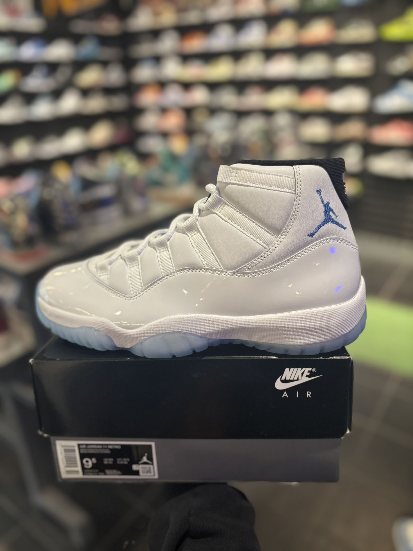 Air Jordan 11 Legend Blue Size 9:5 $270