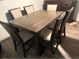 dinning table
