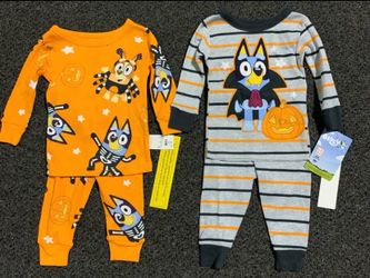 New 2 sets of Bluey boys 12 month Halloween pajamas