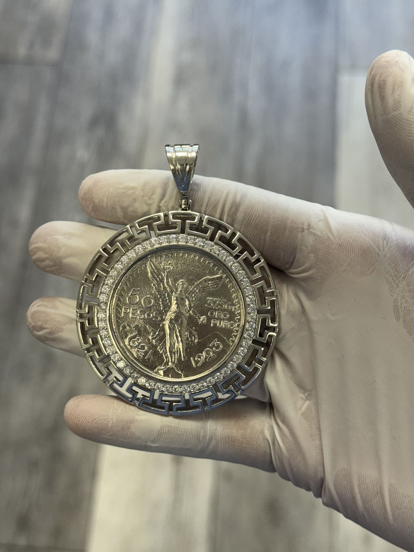 Sterling Silver Centenario Pendant
