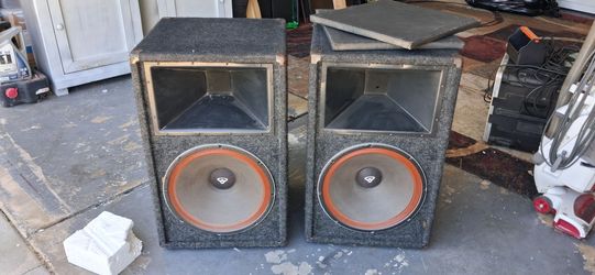 Cerwin vega v29