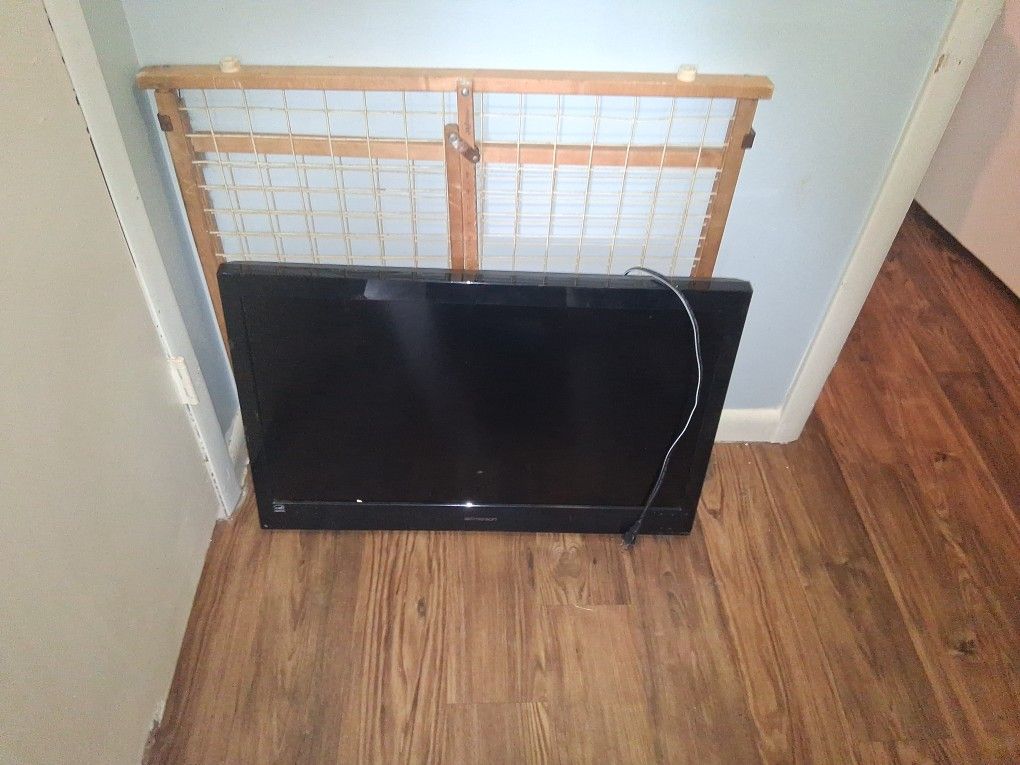 Emerson Tv