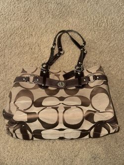 Coach medium sized handbag