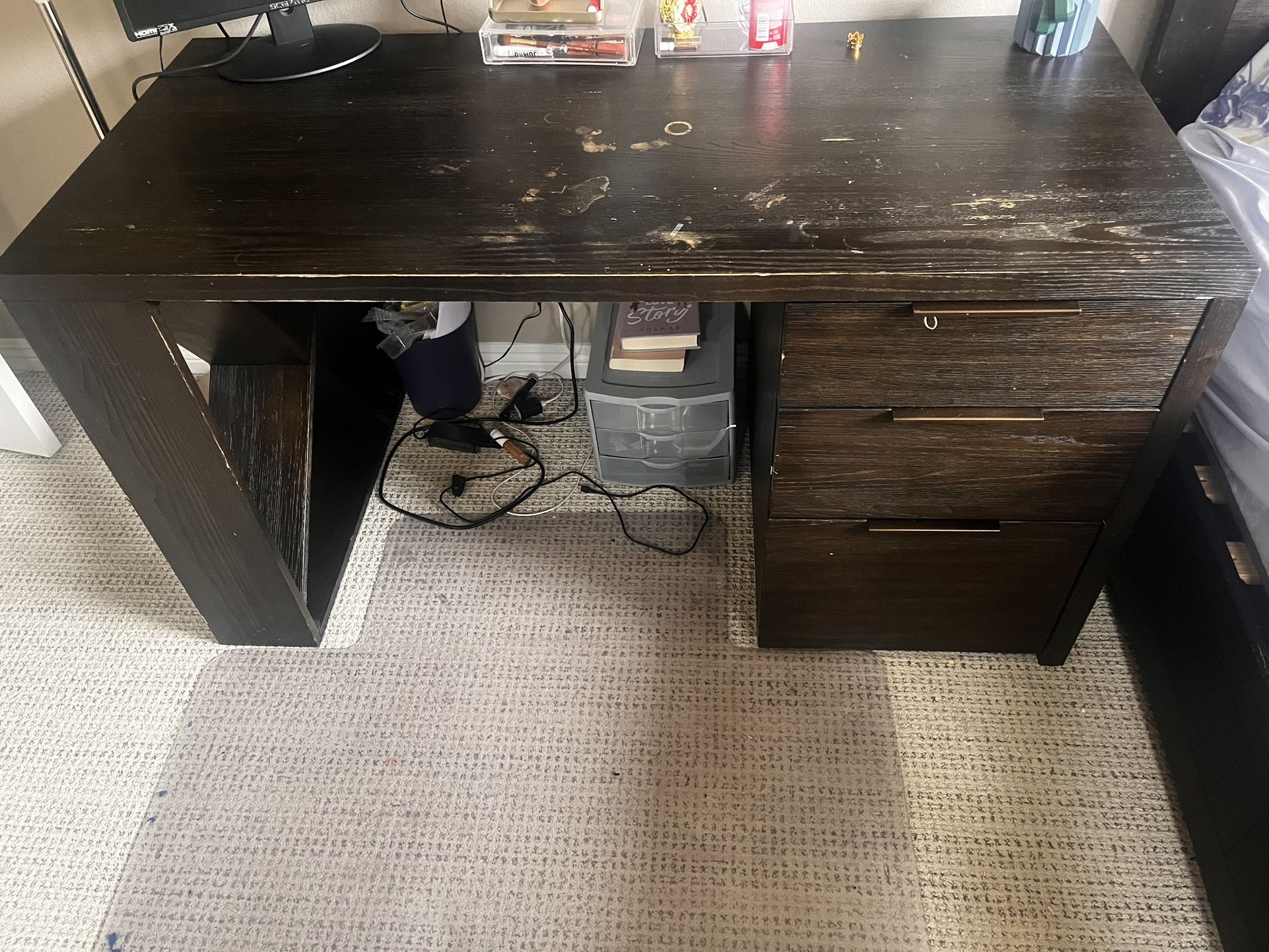 Desk