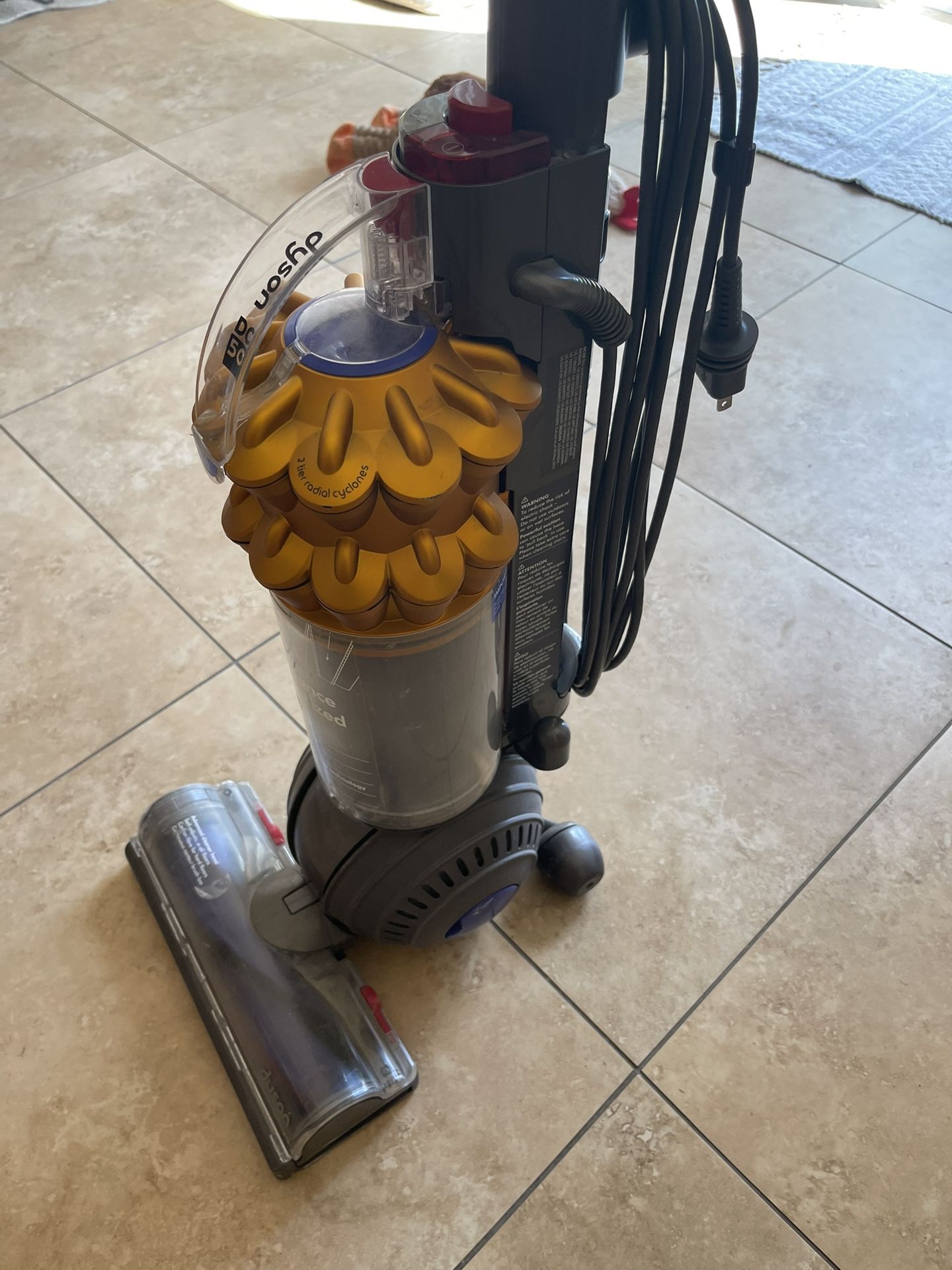 Dyson Vacuum 