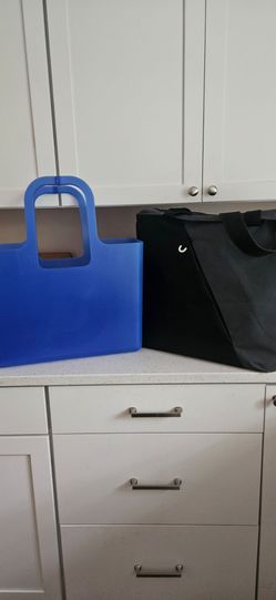 BEACH TOTE & COOLER