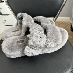Ugg Sandals Size 8