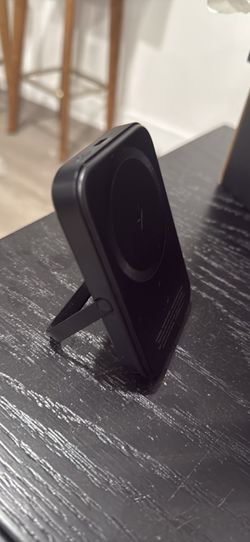 Esoulk portable wireless charger