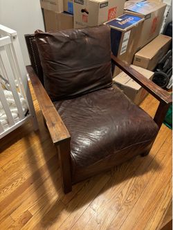 Leather arm chair