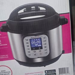 Instant Pot - Crock Pot/pressure Cooker