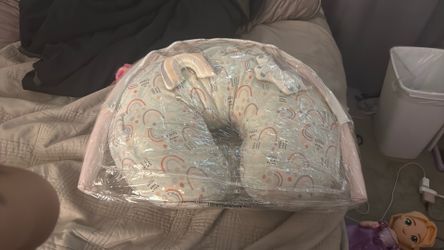 Nursing pillow