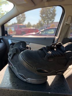 Black Cat 4s