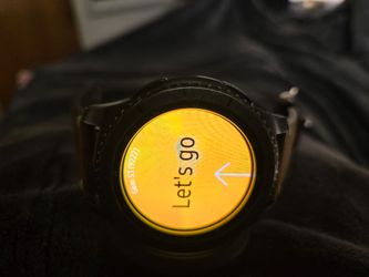 Samsung galaxy s3 frontier smart watch with extra bands and charger