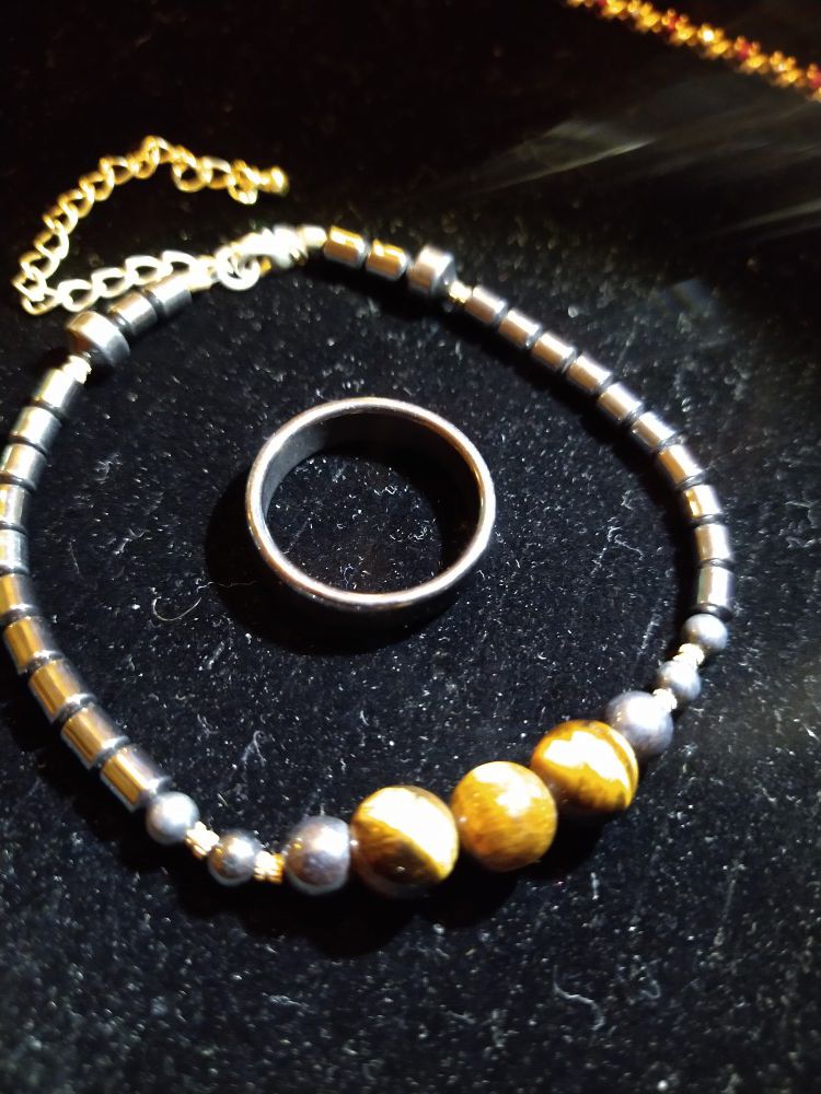 Tigers eye anklet and Hematite ring size 9