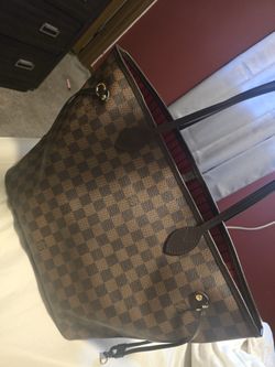 Authentic Louis Vuitton Neverfull