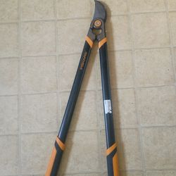 Fiskar loppers