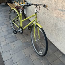 Vintage breeze Downtown EX woman beach cruiser 7 Speed 26” Wheels 