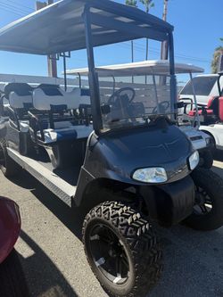 Ezgo 6 seater with New Batteries