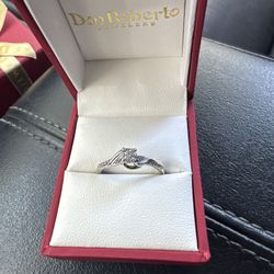 Woman’s Diamond Ring