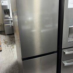 Sharp Bottom Freezer Refrigerator 