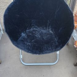 Idea Nuova Folding Saucer Chair
