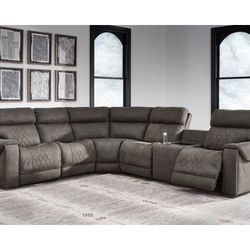 Hoopster Power Reclining Sectional 